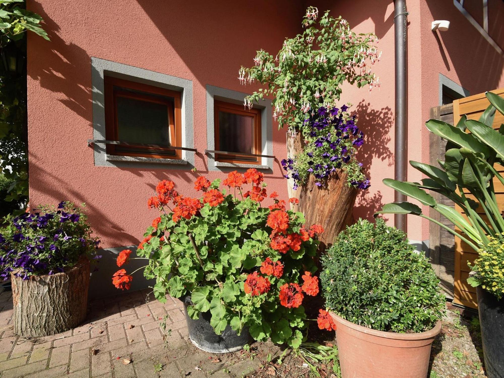 Countryside Apartment With Garden شالشتاد المظهر الخارجي الصورة